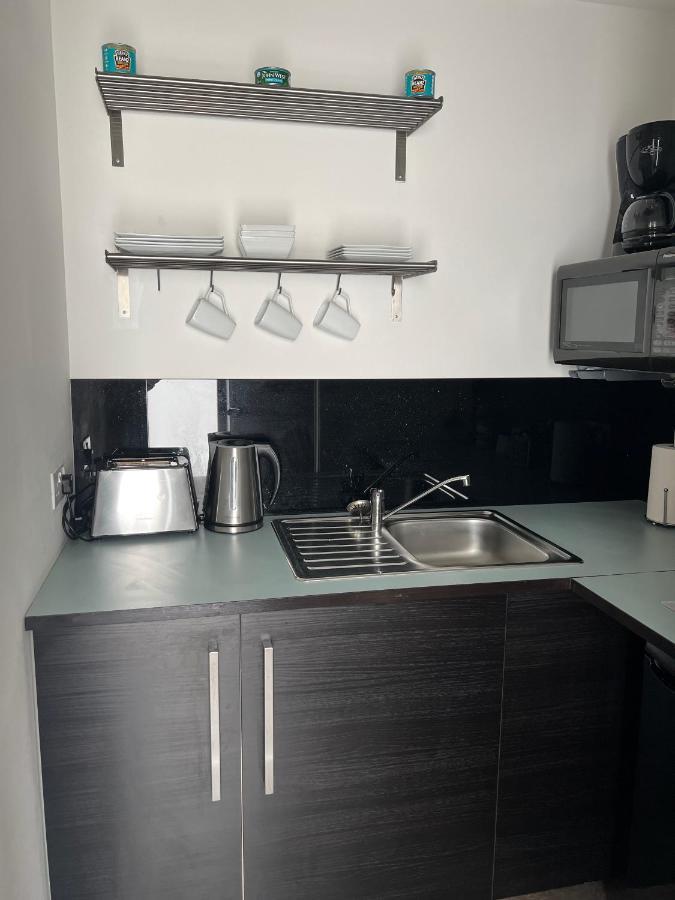 Fitzy'S Bunker - Modern Beach Apartment Ardglass Bagian luar foto